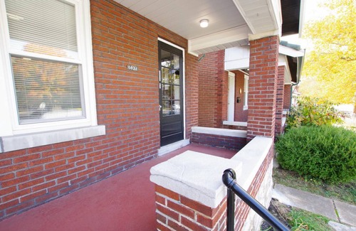 St. Louis Apartment | 107 m² Apartment ∙ 2 bedrooms ∙ 2 guests