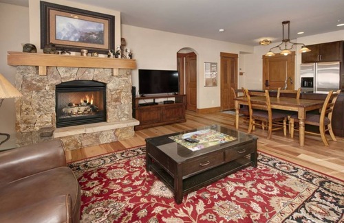 River Run House | 107 m² House ∙ 2 bedrooms ∙ 6 guests