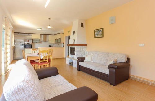 Kastel Stafilic House | 108 m² House ∙ 3 bedrooms ∙ 8 guests