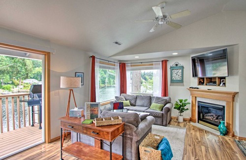 East Olympia House | 108 m² House ∙ 2 bedrooms ∙ 7 guests