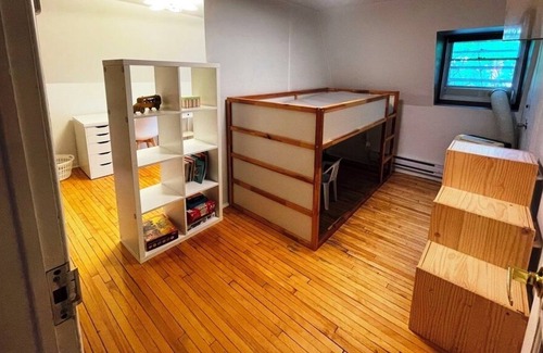 Hochelaga Apartment | #108 Spacious Apt, in Hochelaga