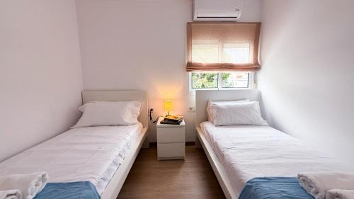 Cambrils Apartment | 109 - Beachside Renovated 1BR apt 5 min from Beach