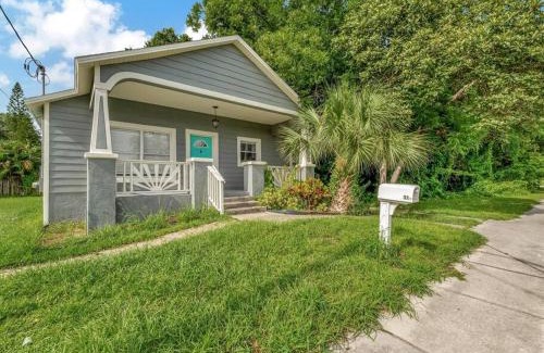 Old Seminole Heights Villa | 10min to Downtown 3BD 2 FullBath