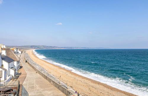 Torcross Apartment | 11 At The Beach