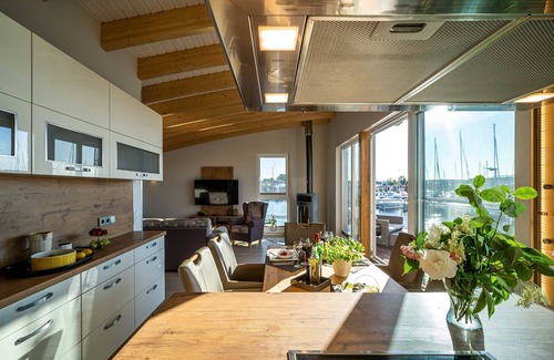 Kroeslin House | 11. floating houses (105 m²) Annea with fireplace - Floating House Annea with fireplace