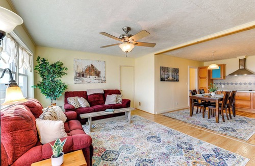 Atlantic House | 11 Mi to Chincoteague: Atlantic Home w/Decks!