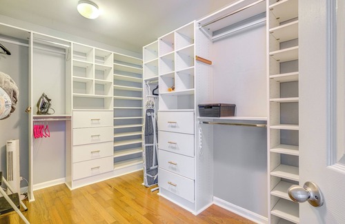 Fort Washington House | 11 Mi to DC: Modern Home w/Deck & Grill!
