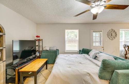 Denton House | 11 Mi to Lewisville Lake Family Home in Denton