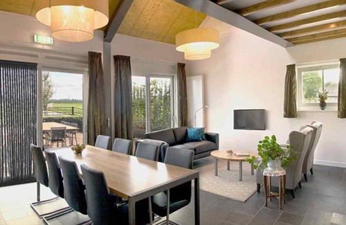 Ouderkerk aan den IJssel House | 115 m² House ∙ 3 bedrooms ∙ 8 guests