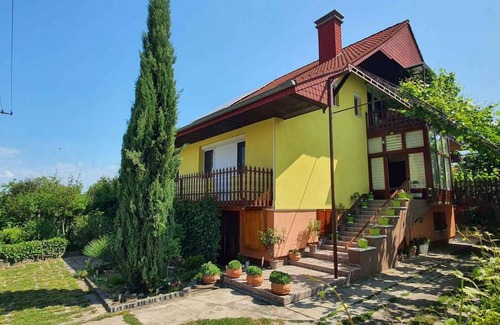 Balatonboglar Apartment | 110 m² Apartment ∙ 4 bedrooms ∙ 8 guests