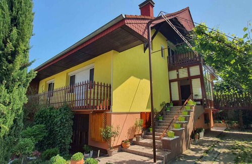 Balatonboglar Apartment | 110 m² Apartment ∙ 4 bedrooms ∙ 8 guests