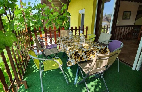 Balatonboglar Apartment | 110 m² Apartment ∙ 4 bedrooms ∙ 8 guests