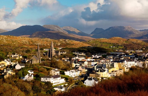 Clifden Apartment | 110 m² Apartment ∙ 3 bedrooms ∙ 6 guests