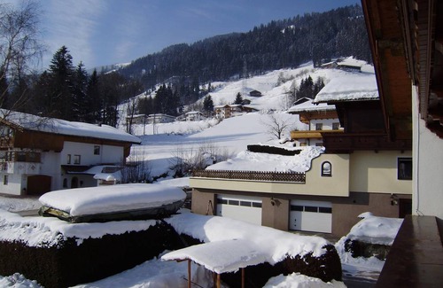 Fuegenberg Apartment | 110 m² Apartment ∙ 5 bedrooms ∙ 8 guests