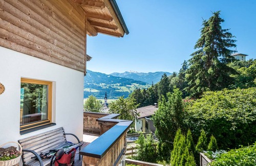 Schwaz Ski Chalet | 110 m² Chalet ∙ 4 bedrooms ∙ 8 guests