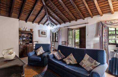 Chaves House | 110 m² Farmhouse ∙ 2 bedrooms ∙ 4 guests