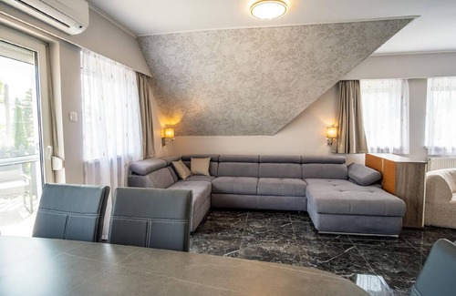 Balatonkeresztur House | 110 m² House ∙ 4 bedrooms ∙ 10 guests