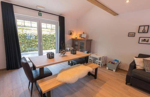 Bazel House | 110 m² House ∙ 2 bedrooms ∙ 8 guests