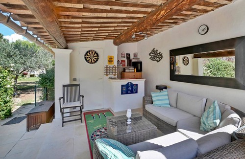 Maubec House | 110 m² House ∙ 3 bedrooms ∙ 6 guests