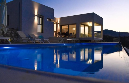 Agia Pelagia House | 110 m² House ∙ 3 bedrooms ∙ 6 guests