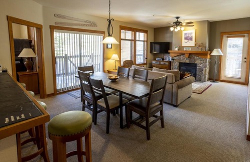 Salt Lake Mountain Resorts Apartment | 1102 - Two Bedroom Standard Eagle Springs West condo