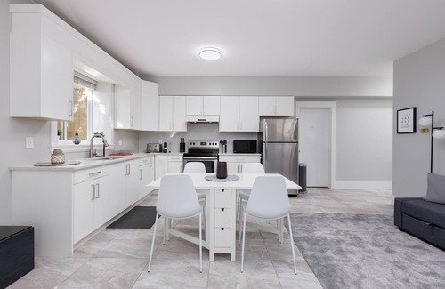 Delta Apartment | 11058 - 83A Bsmnt Suite