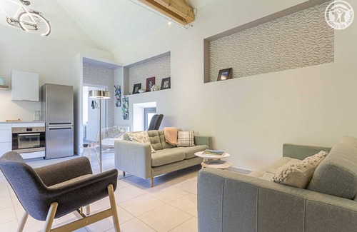 Saint-Paul House | 111 m² Gîte ∙ 4 bedrooms ∙ 10 guests