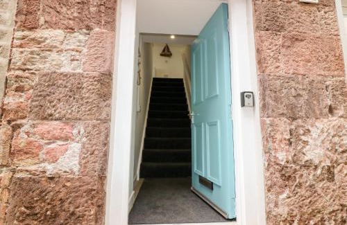 Gardenstown House | 111A Main Street