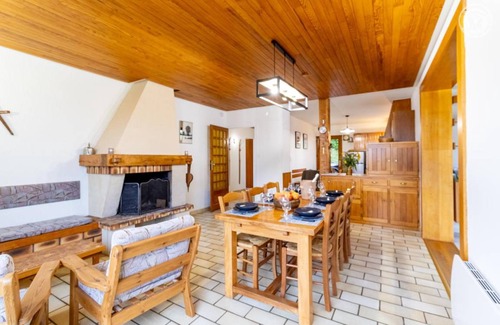 Saint-Ours House | 112 m² Gîte ∙ 3 bedrooms ∙ 6 guests