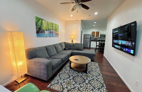 Dubuque Apartment | 115#201-Spacious 3-bedroom apartment with WiFi, AC in charming Dubuque