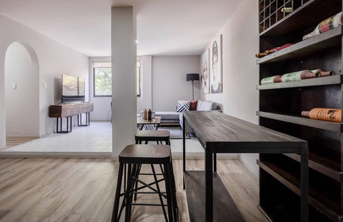 Roma Norte Apartment | 115 m² Apartment ∙ 2 bedrooms ∙ 7 guests