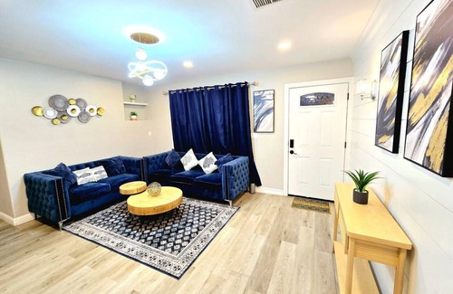 Central Escondido House | 1150 m² House ∙ 3 bedrooms ∙ 8 guests