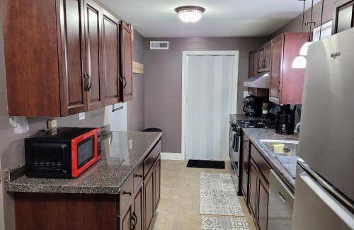 West Seneca House | 116 m² House ∙ 3 bedrooms ∙ 11 guests