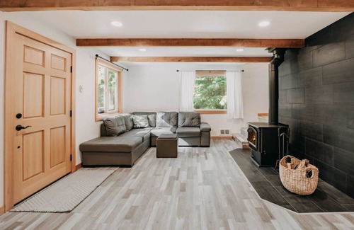 Glacier Cabin | 117 m² Cabin ∙ 3 bedrooms ∙ 7 guests