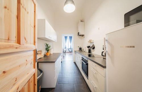 Wahring Apartment | 117 m² Near Nussdorferstrasse