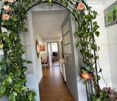 Unterseen Apartment | 118 m² Apartment ∙ 4 bedrooms ∙ 14 guests