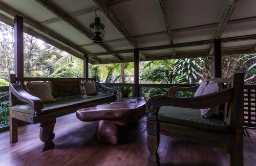 Kayangan House | 118 m² Bungalow ∙ 2 bedrooms ∙ 6 guests