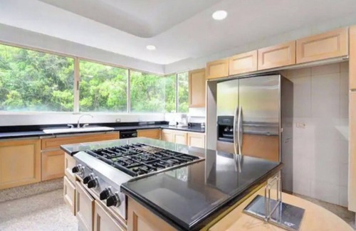El Poblado Apartment | 12 Bedrooms Luxury Poblado Penthouse Heated Pool Sauna Butler Security