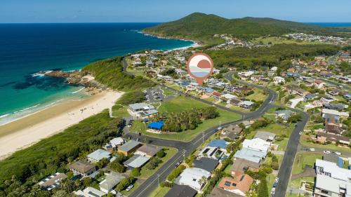 Forster House | 12 Cliff Road