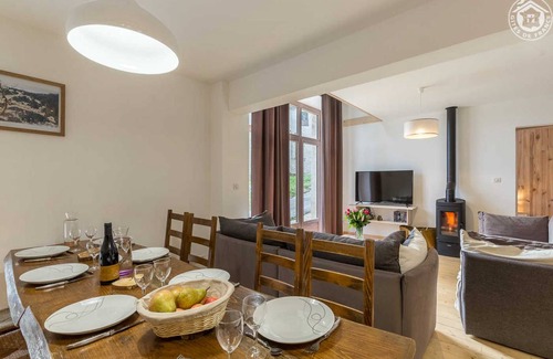 Saint-Pierre-d'Entremont House | 125 m² Gîte ∙ 4 bedrooms ∙ 8 guests