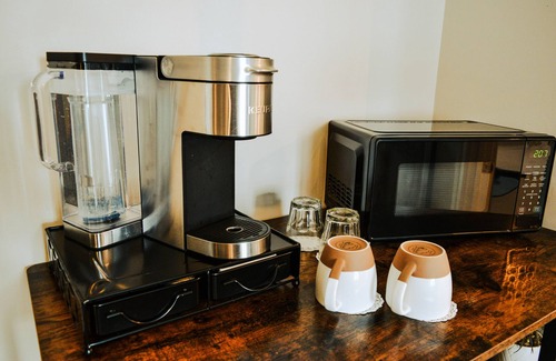 Snowflake Hotel | #12 Honeymoon in a Historic Inn, Coffee Cottage