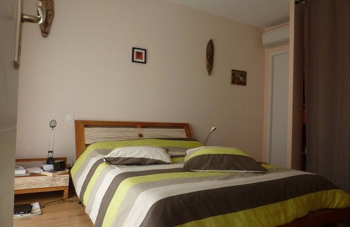 Pechbonnieu Other | 12 km from Toulouse but in the countryside, quiet, view, swimming pool, air-conditioning, plancha.
