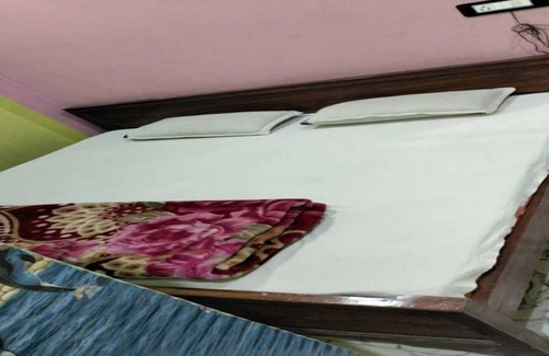 Darbhanga Hotel | 12 m² Hotel ∙ 3 guests