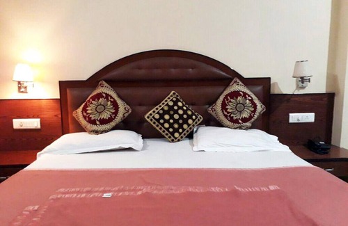 Talcher Hotel | 12 m² Hotel ∙ 3 guests