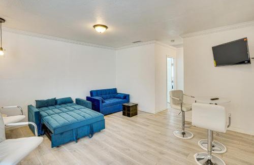 El Rancho House | 12 Mi to Downtown LA Quiet Getaway with Patio