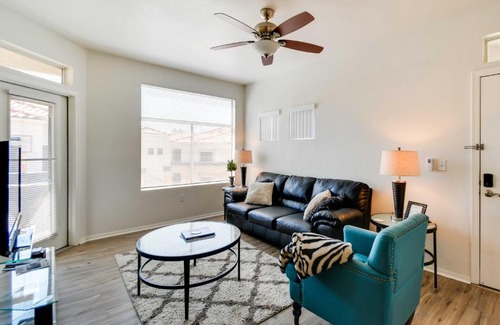 Central Scottsdale Apartment | 12 Mi to Old Town Condo with Pool and Balcony!