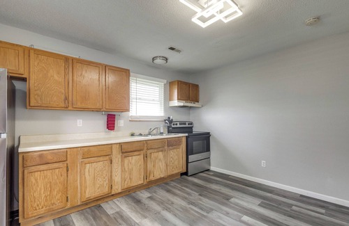 Pontoon Beach House | 12 Mi to St Louis: Pet-Friendly Metro East Home