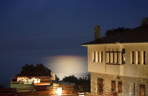 Tsagarada Apartment | 12 Months Luxury Resort