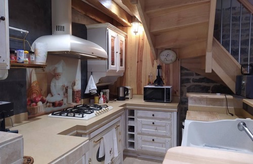 Saint-Etienne-du-Valdonnez House | 12-person gîte in Molines