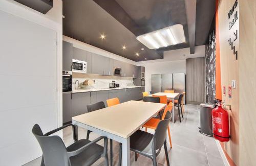 Charenton-le-Pont Apartment | 12.Studio#Charenton#Fitness#Cinema